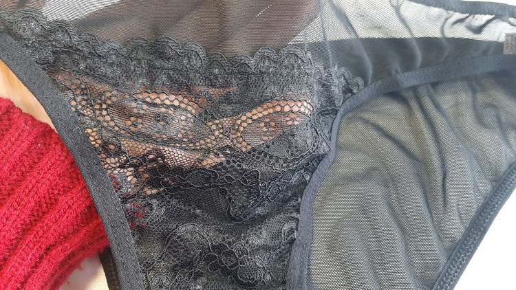 تصویر ست شورت و سوتین زنانه ،فنر دار ،کاپ B، مینیمایزر ، رنگ مشکی ، برند میسا - فروشگاه ماهپوشاندرویر