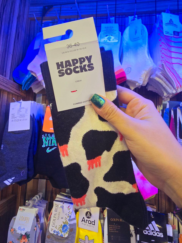 تصویر جوراب ساق دار زنانه ،تولید کشور ترکیه، طرح گاو ، طرح های متنوع برند HAPPY SOCKS - فروشگاه ماهپوشاندرویر