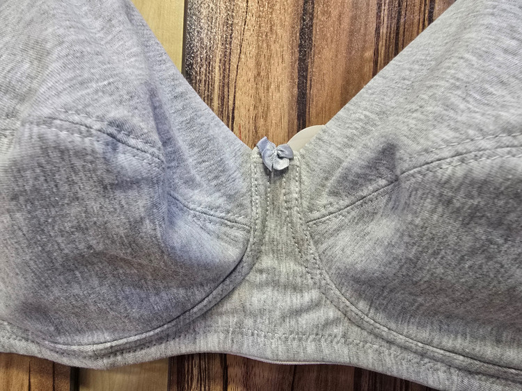 تصویر ست شورت و سوتین زنانه ، فنر دار ،تمام نخ ،رنگ طوسی ملانژ، کاپ B، برند میسترو - فروشگاه ماهپوشاندرویر