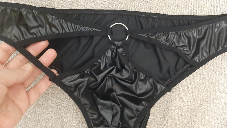 تصویر شورت فانتزی مردانه حلقه دار ،پشت لامبادا ،چرم لاتکس ،تنخور بسیار زیبا ، کد 839،برند Rhino - فروشگاه ماهپوشاندرویر