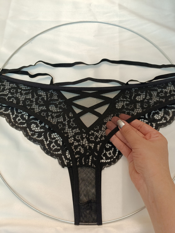 تصویر انواع شورت فانتزی ، پشت باز، فاق باز ، زنانه ، حریر و گیپور رنگ مشکی - فروشگاه ماهپوشاندرویر