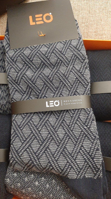 جوراب مردانه ، ساقدار، طرح دار ، برند لئو (LEO) ، با 6 رنگ متنوع