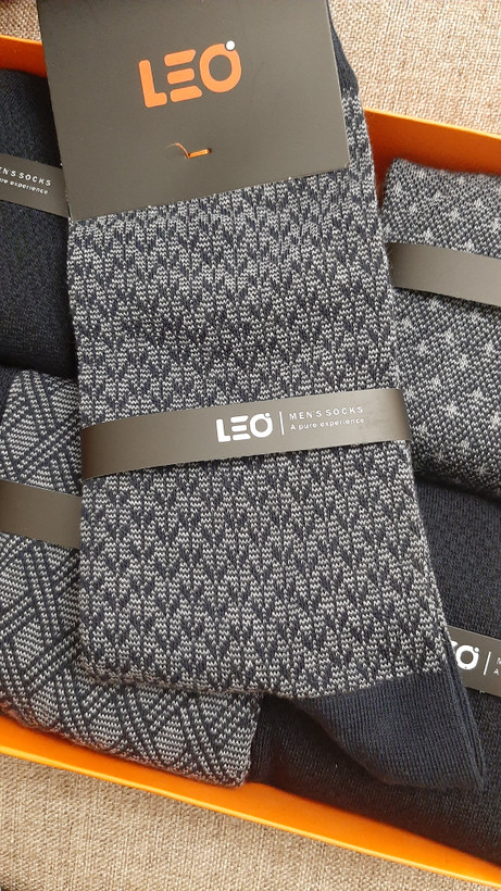 جوراب مردانه ، ساقدار، طرح دار ، برند لئو (LEO) ، با 6 رنگ متنوع
